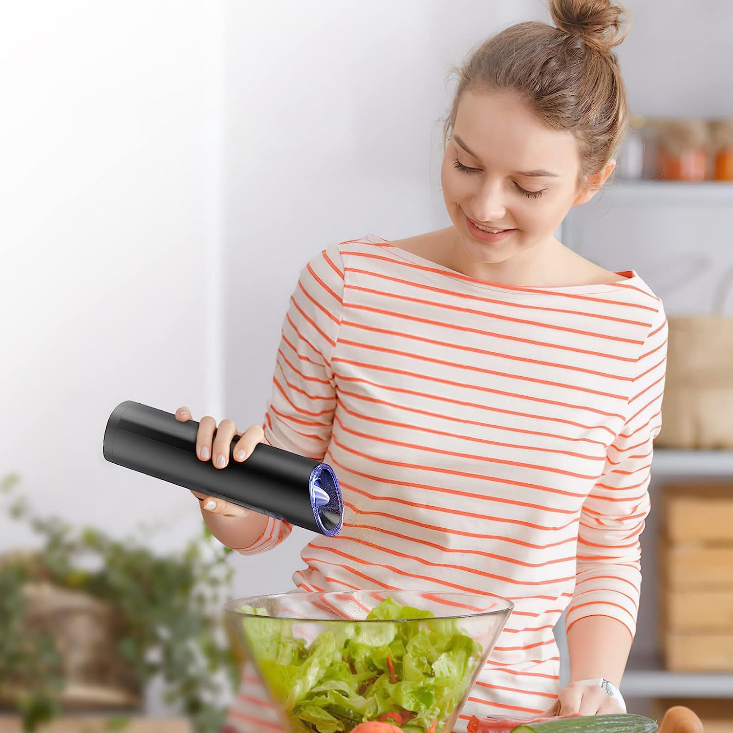 Automatic Electric Salt and Pepper Grinder